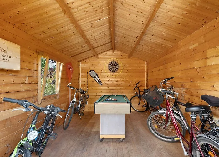 Blockhuette 別荘 Fürstenwalde